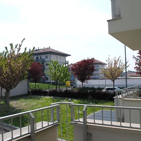 Bnbook - Metropolitan Expo Flat 4 *